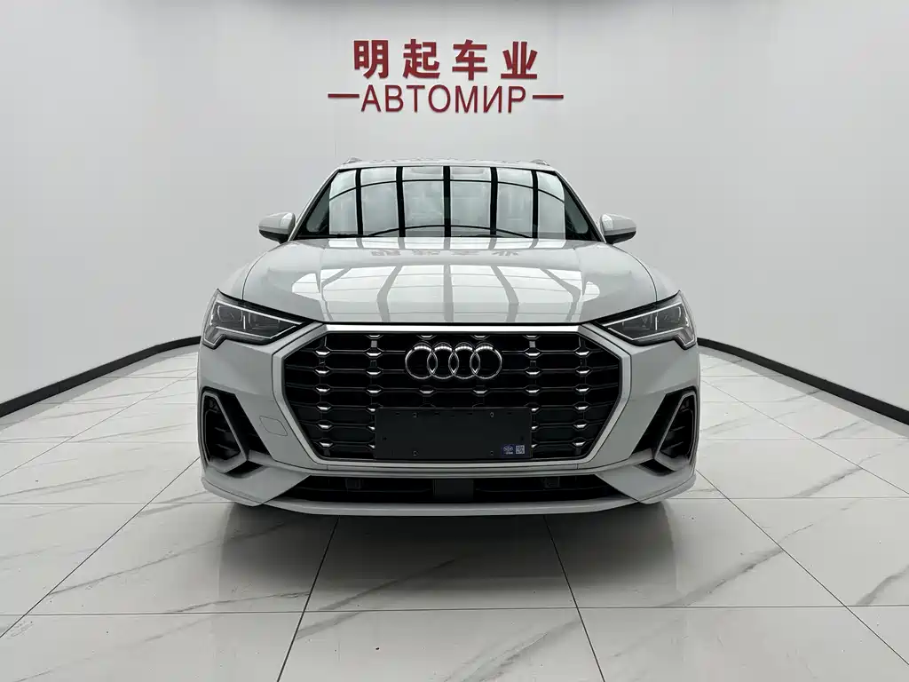 Audi Q3 2023 — фото 2