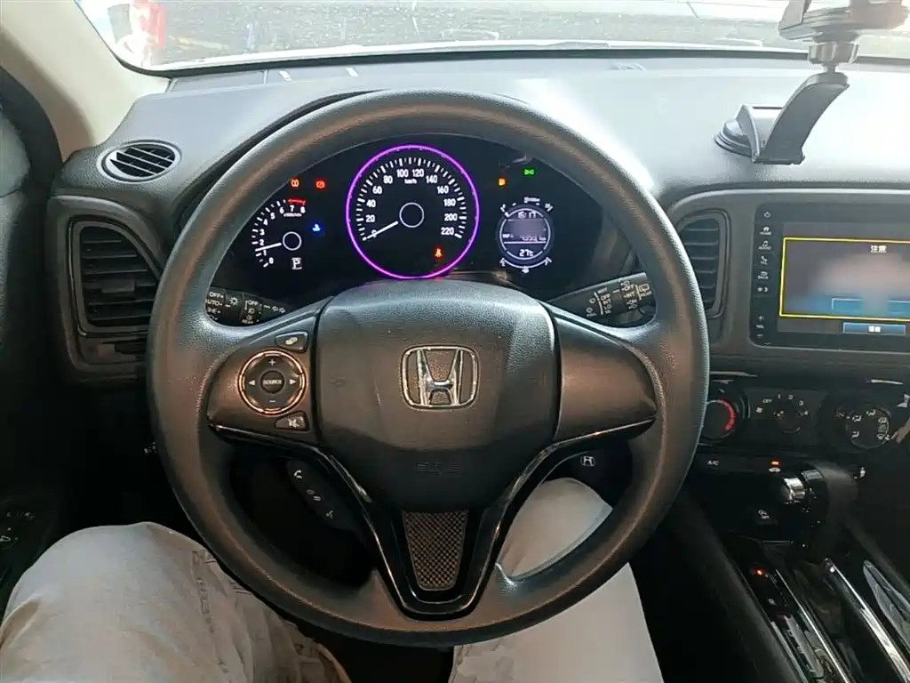 Honda Vezel 2022 — фото 7