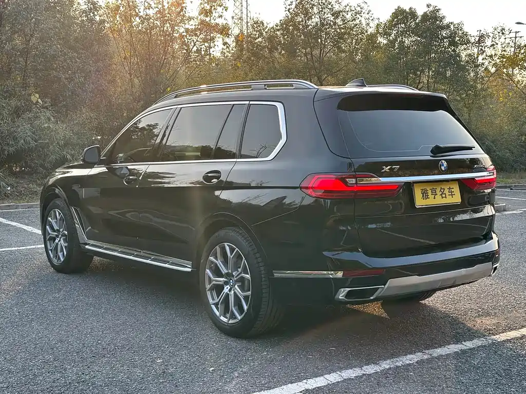 BMW X7 2022 — фото 17