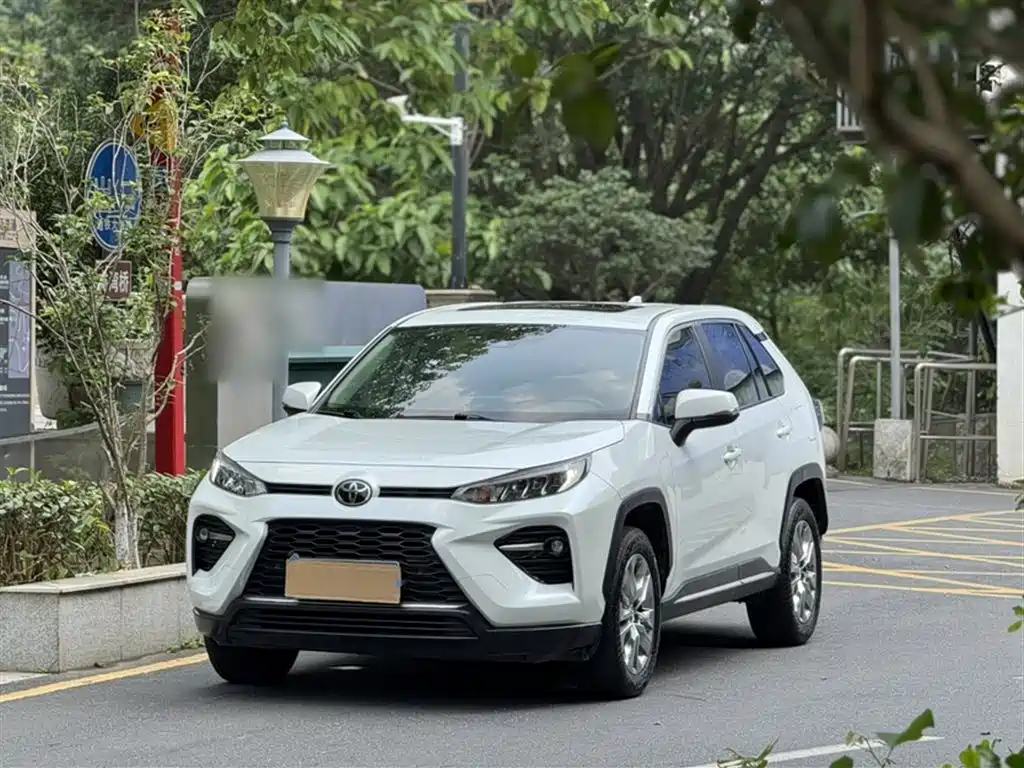 Toyota Wildlander 2021 — фото 2