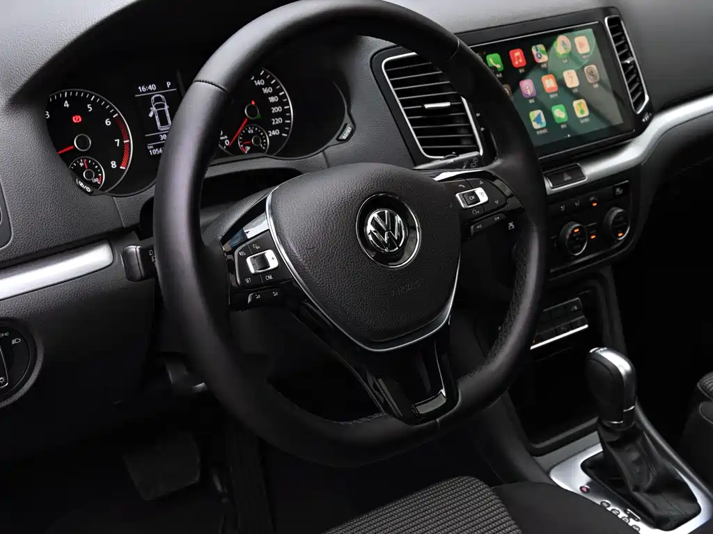 Volkswagen Sharan 2018 — фото 19