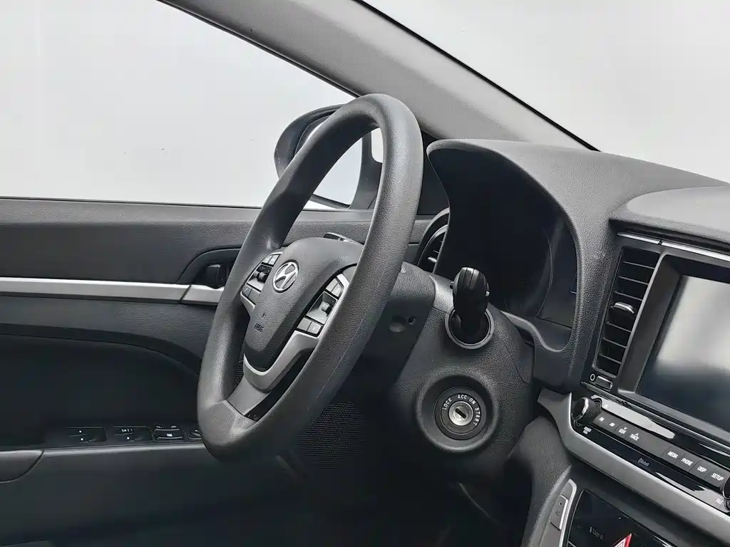 Hyundai Celesta 2016 — фото 22