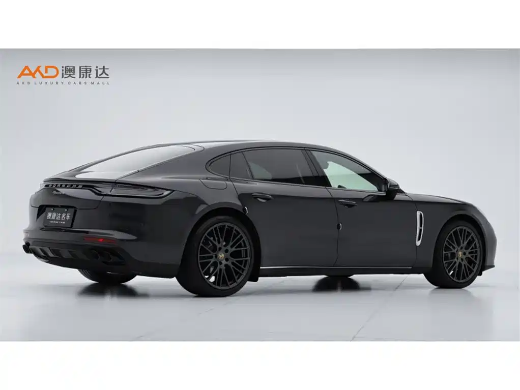 Porsche Panamera 2024