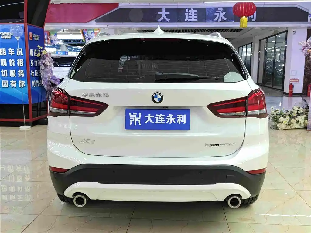 BMW X1 2022 — фото 5