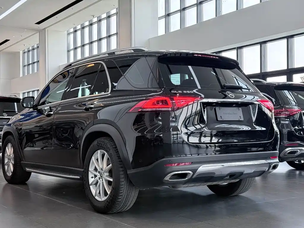 Mercedes-Benz GLE 2021 — фото 4