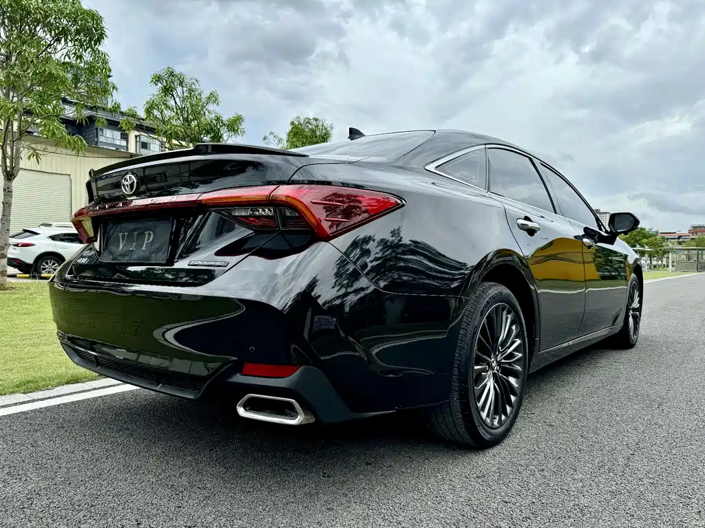 Toyota Avalon 2019 — фото 18