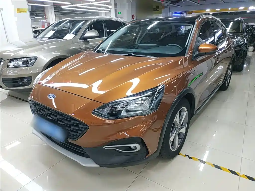 Ford Focus Active 2020 — фото 2