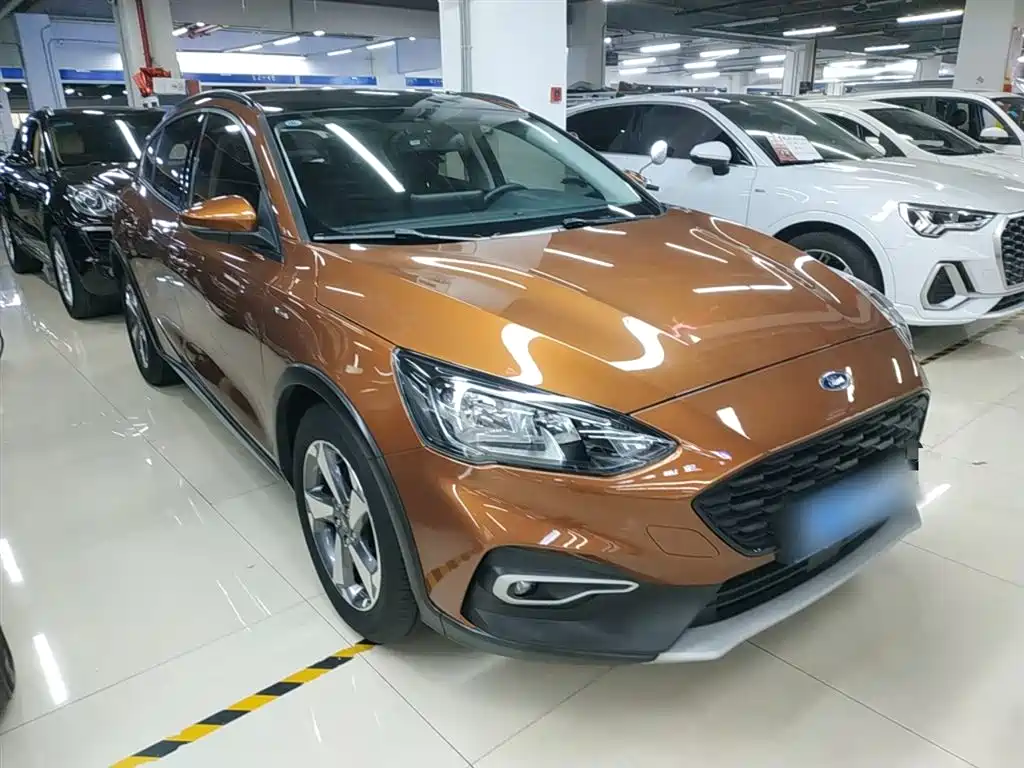 Ford Focus Active 2020 — фото 4
