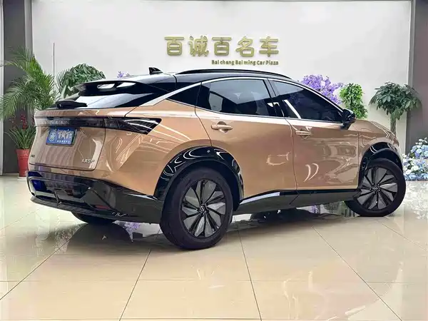 Nissan ARIYA 2024