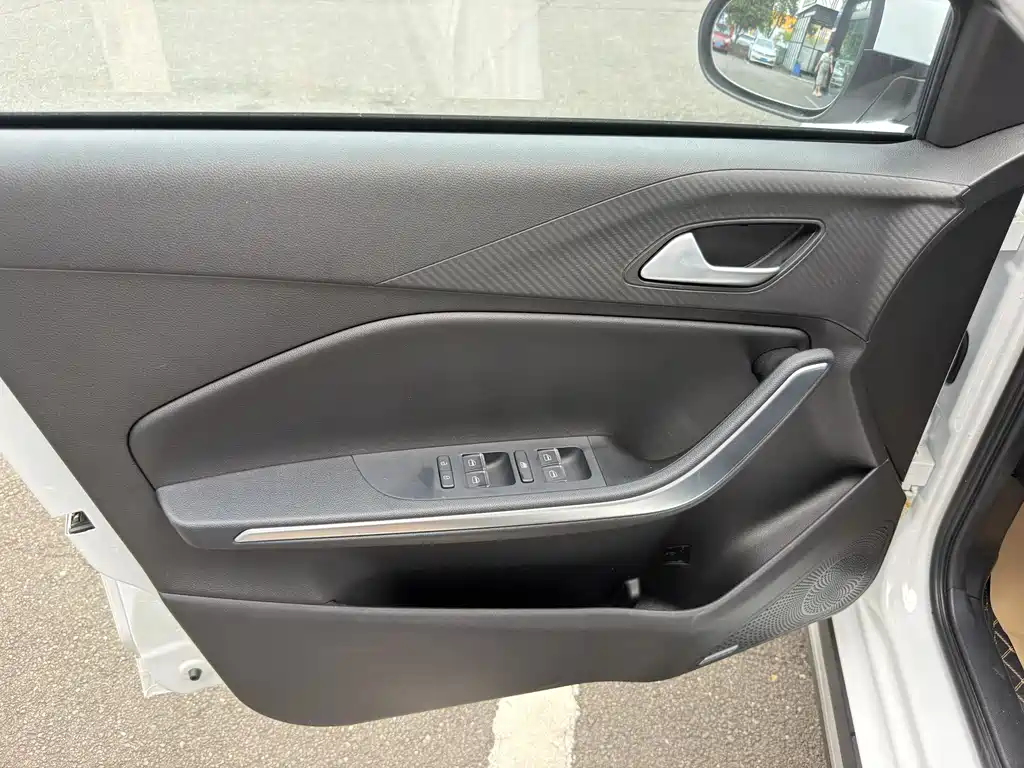 Chery Tiggo 3x 2025 — фото 14
