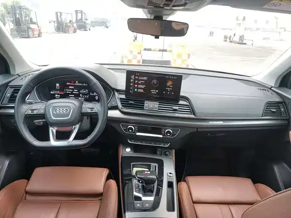 Audi Q5L 2022