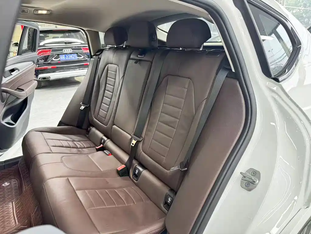 BMW X4 2021 — фото 13