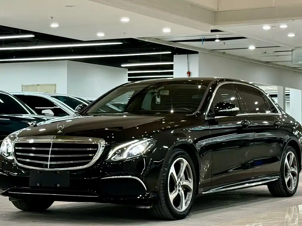 Mercedes-Benz E-Class 2019 — фото 1