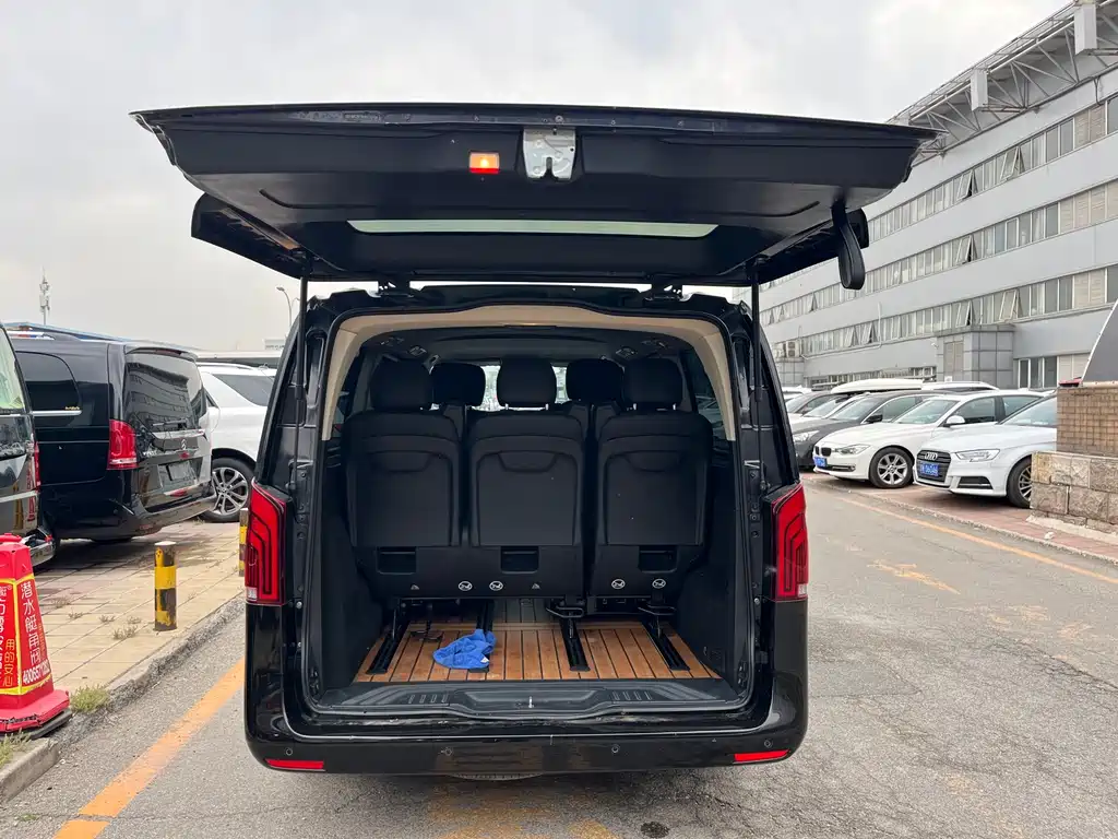 Mercedes-Benz Vito 2018 — фото 24