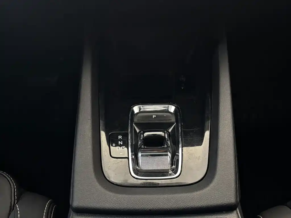 Skoda Octavia 2022 — фото 16