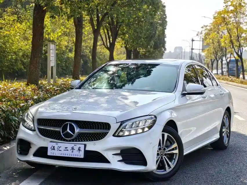 Mercedes-Benz C-Class 2019 — фото 3