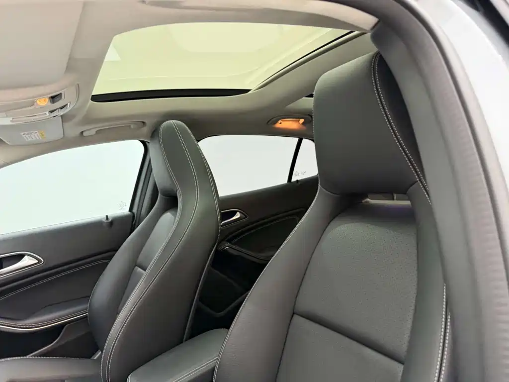 Mercedes-Benz GLA 2018 — фото 13