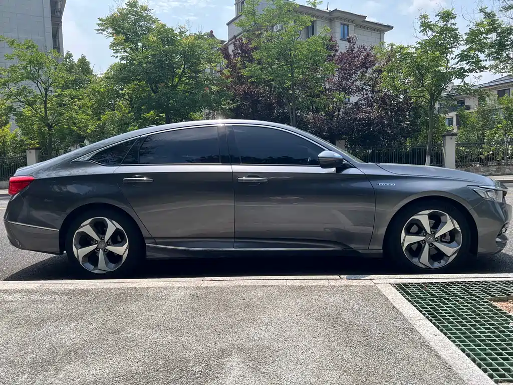 Honda Accord 2018 — фото 4