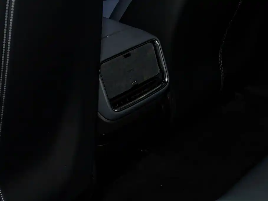 Xiaomi YU7 2025 — фото 11