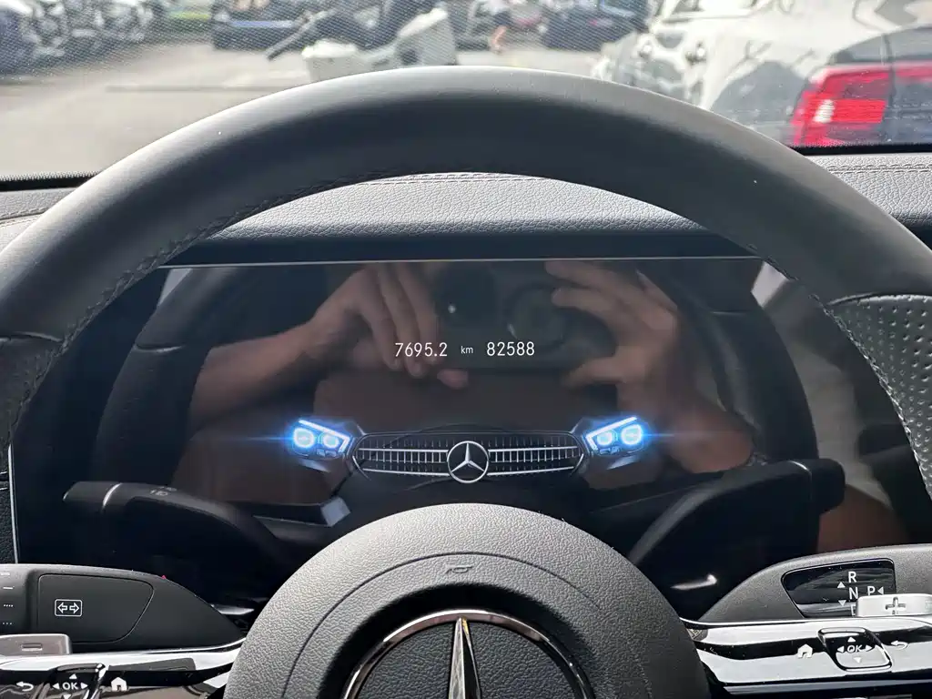 Mercedes-Benz E-Class 2022 — фото 15