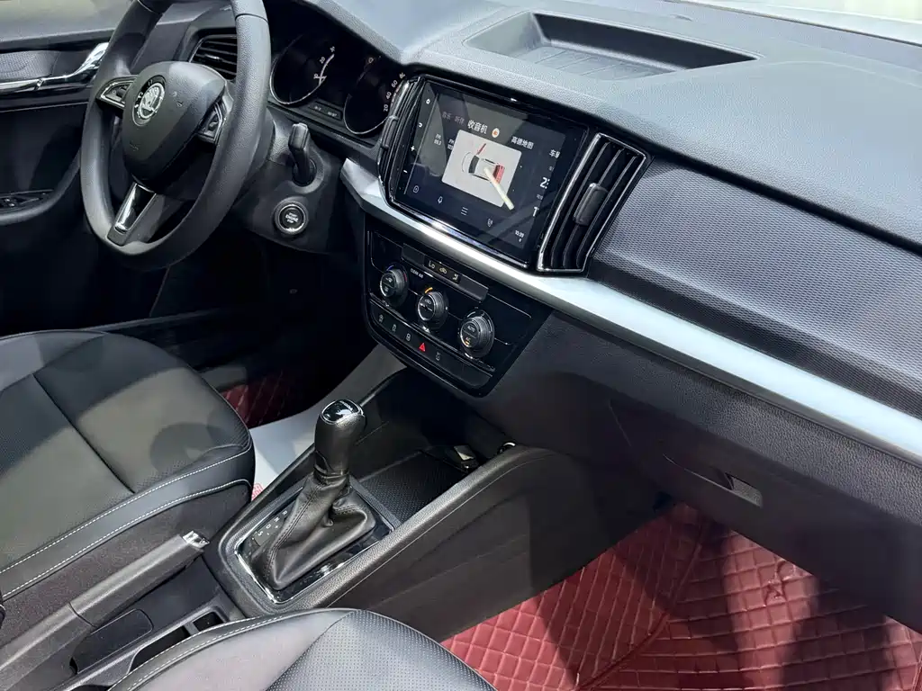 Skoda Kamiq 2023 — фото 11