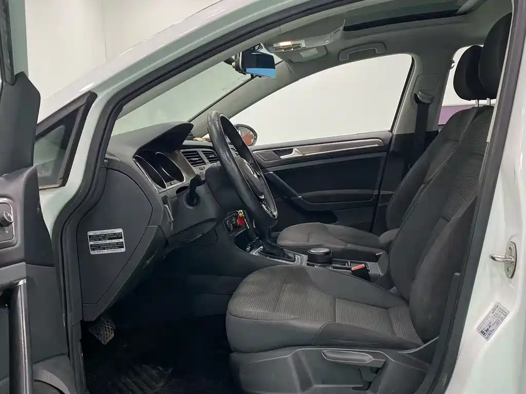 Volkswagen Golf 2016