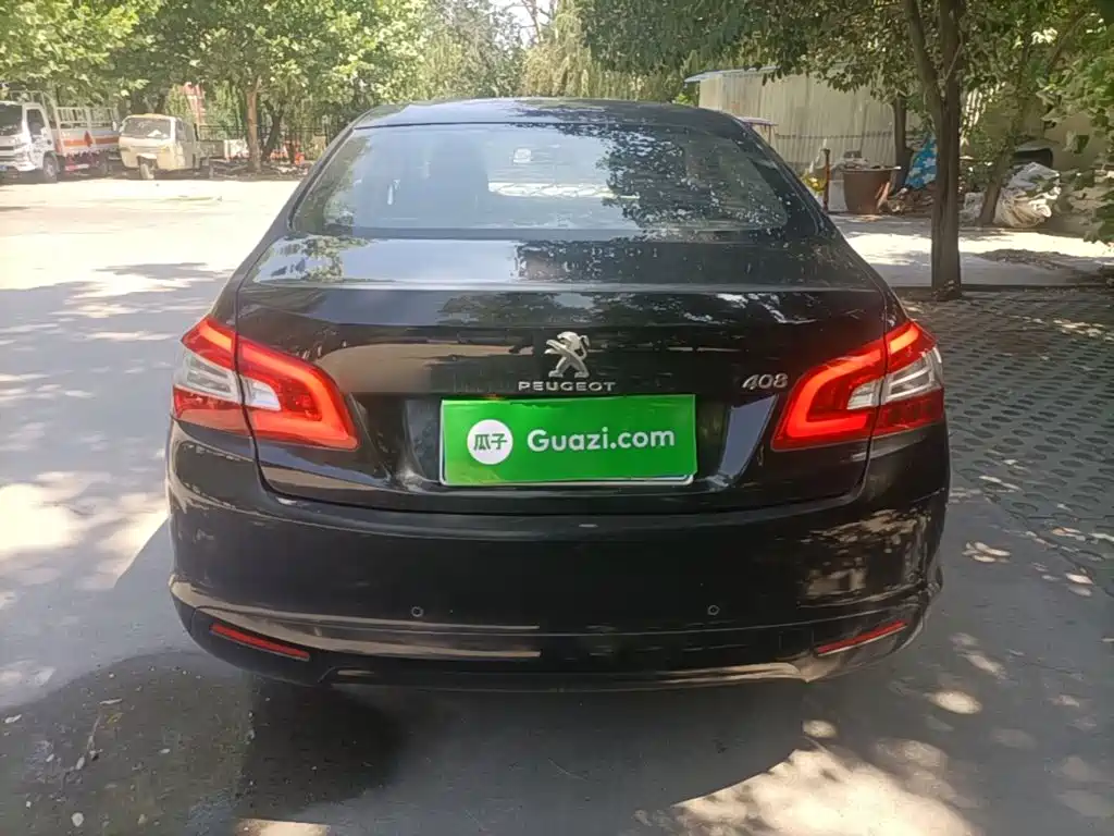 Peugeot 408 2015
