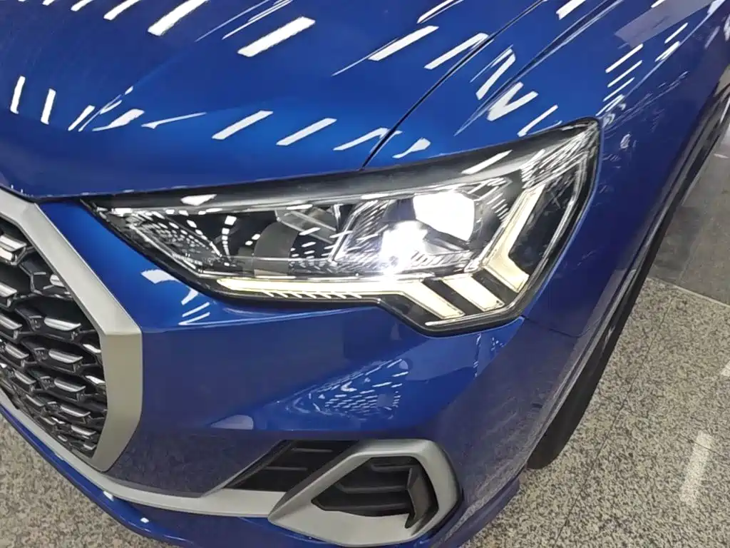 Audi Q3 Sportback 2021 — фото 24