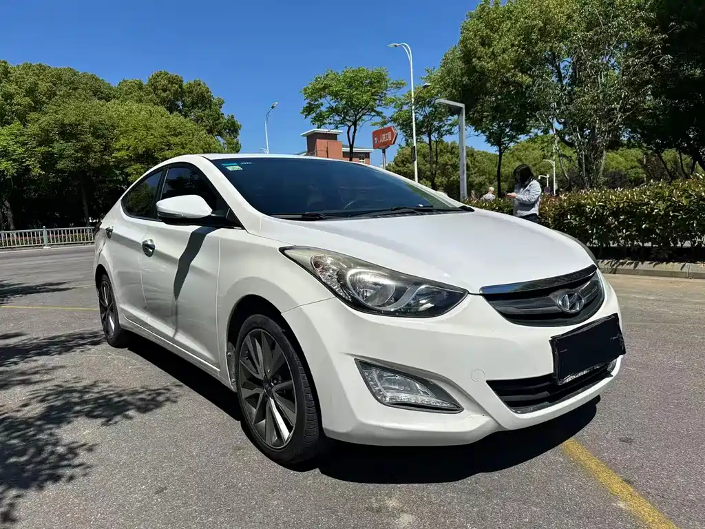 Hyundai Elantra Langdong 2016 — фото 3