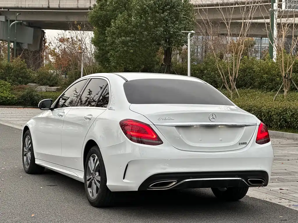 Mercedes-Benz C-Class 2019 — фото 4