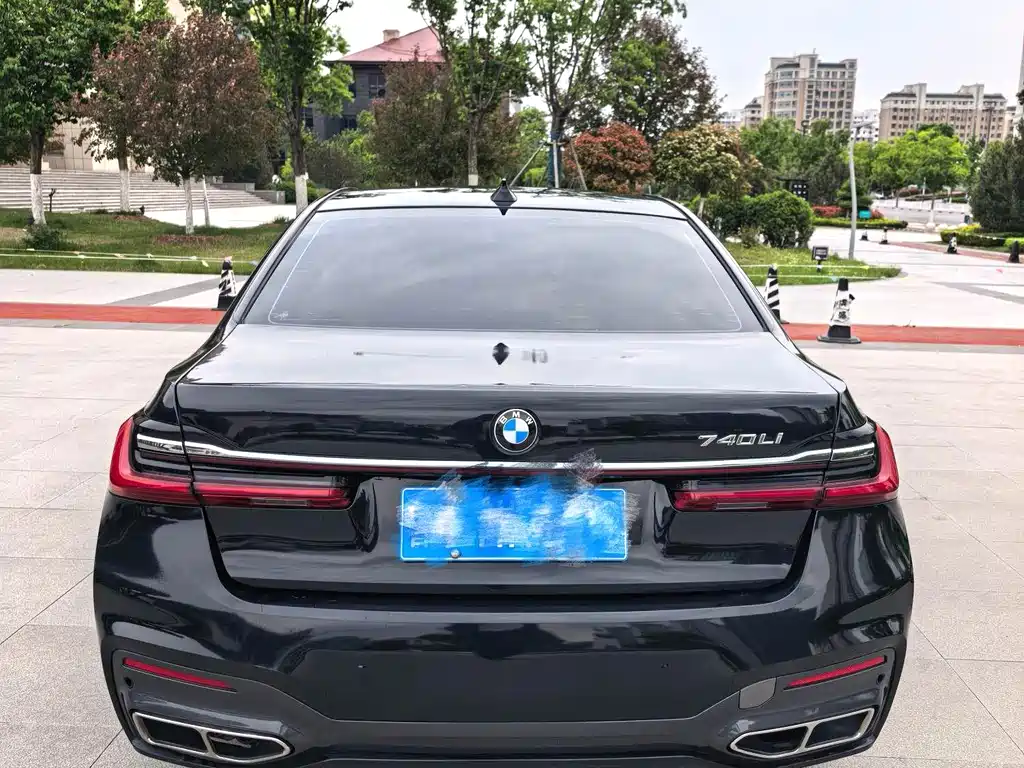 BMW 7 Series 2015 — фото 6