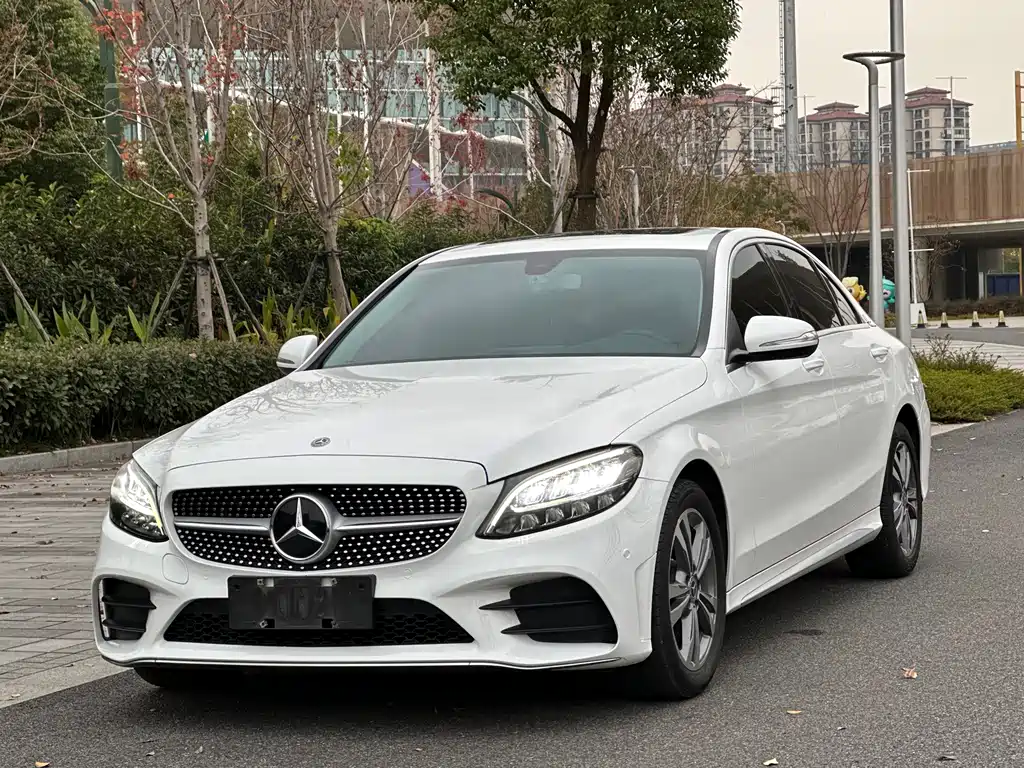 Mercedes-Benz C-Class 2019 — фото 1