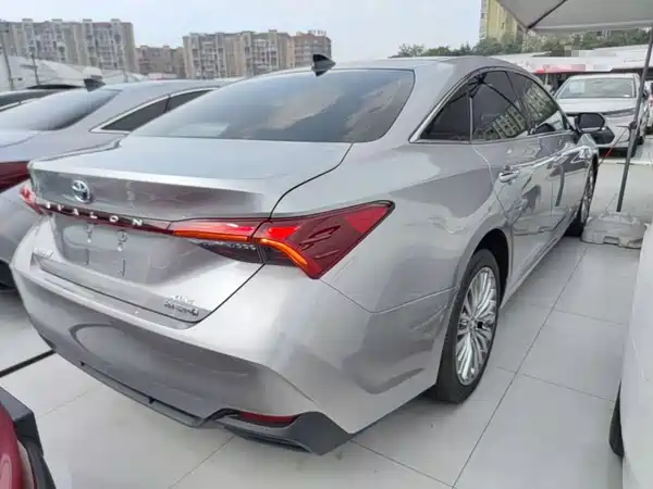 Toyota Avalon 2022
