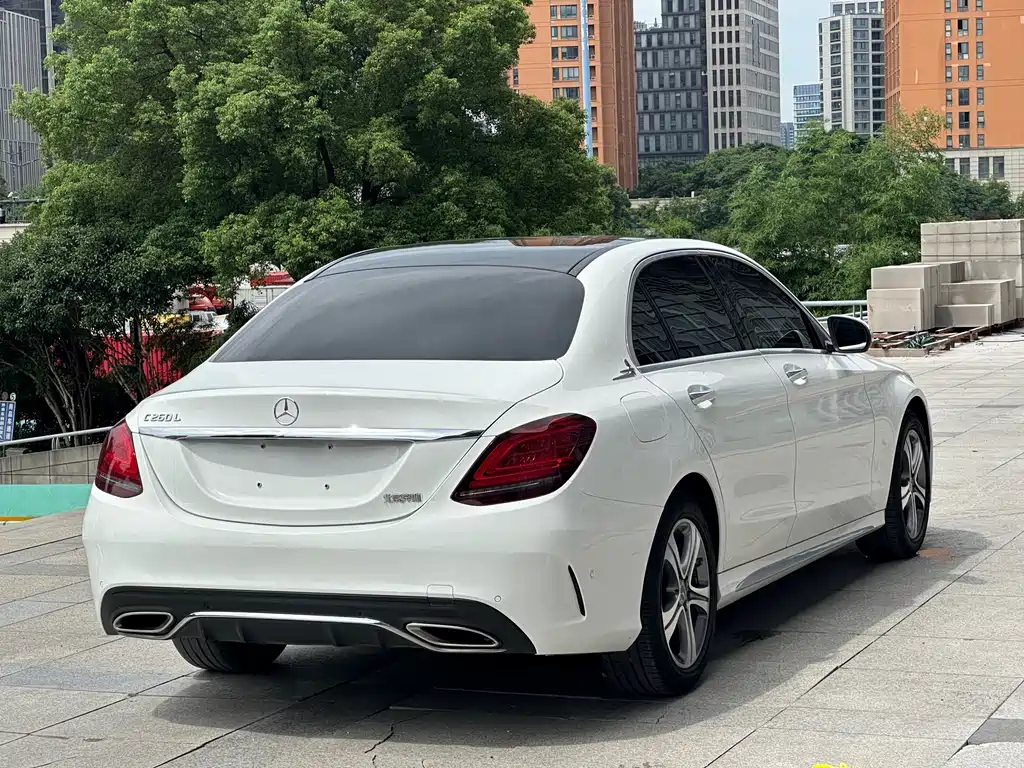 Mercedes-Benz C-Class 2020