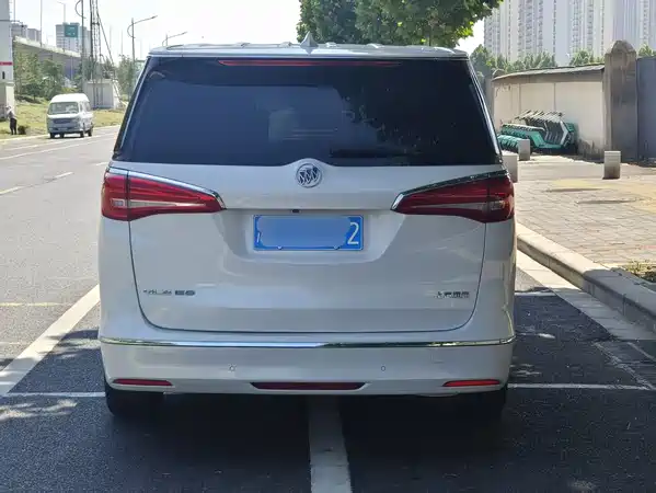 Buick GL8 2018