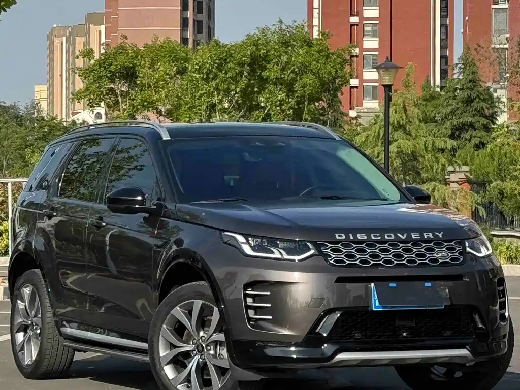 Land Rover Discovery Sport 2023 — фото 2
