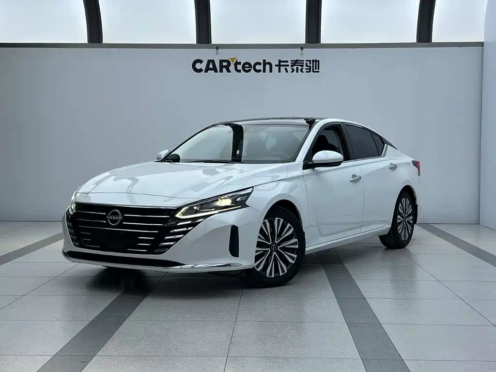 Nissan Teana 2025