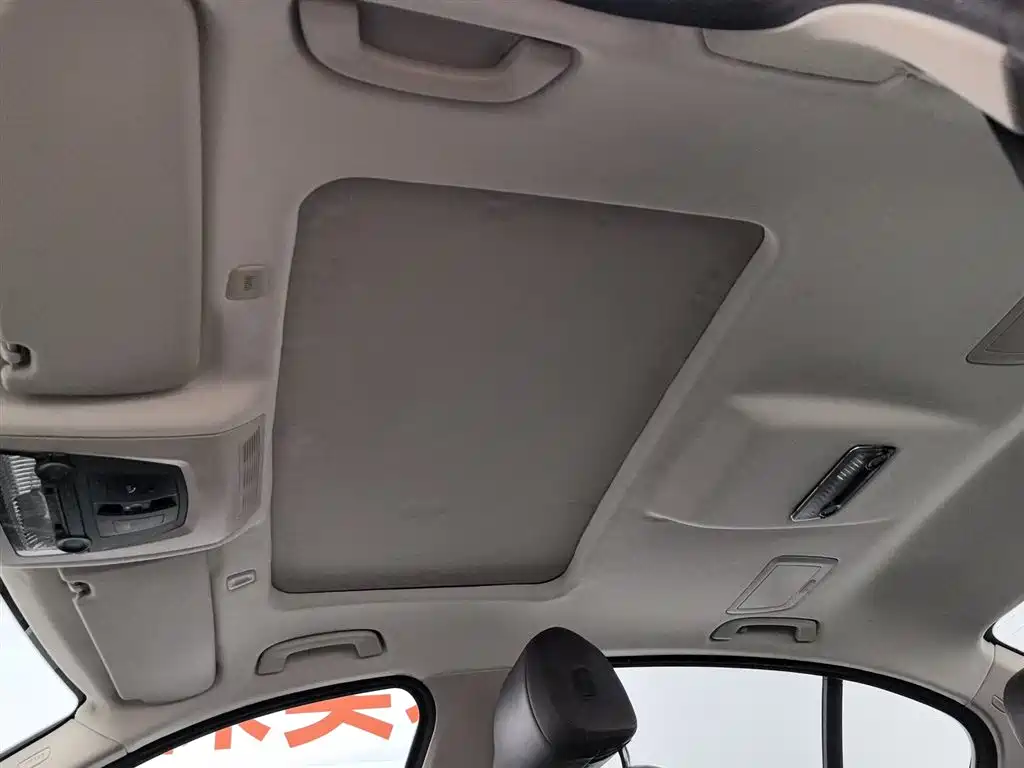 BMW 5 Series 2014 — фото 14