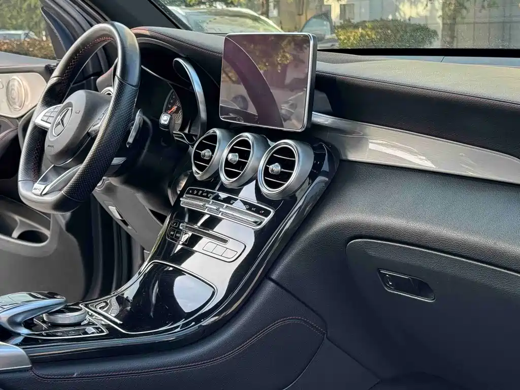 Mercedes-Benz GLC AMG 2019 — фото 5