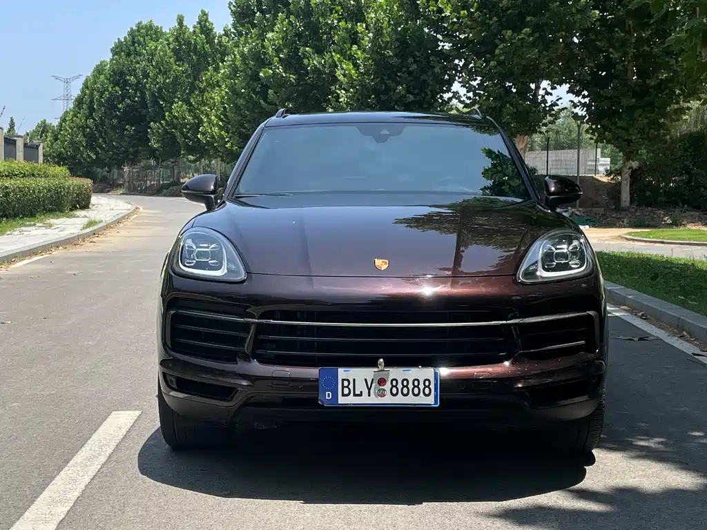 Porsche Cayenne 2022