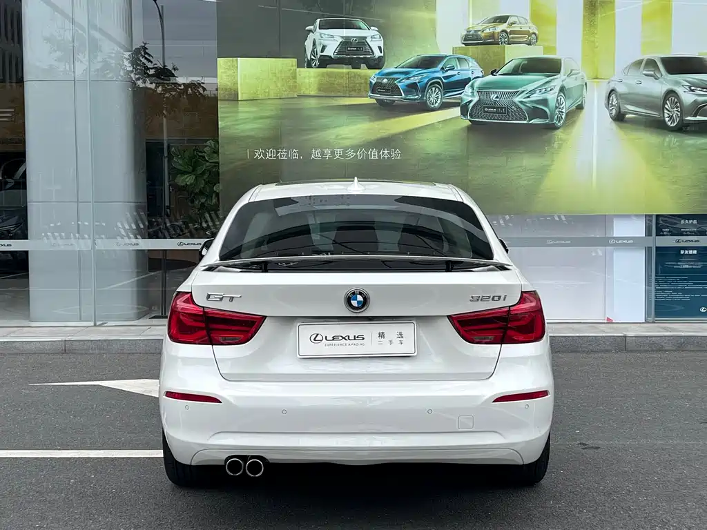 BMW 3 Series GT 2018 — фото 8