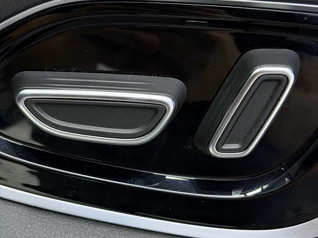 GAC Trumpchi M6 2022 — фото 8