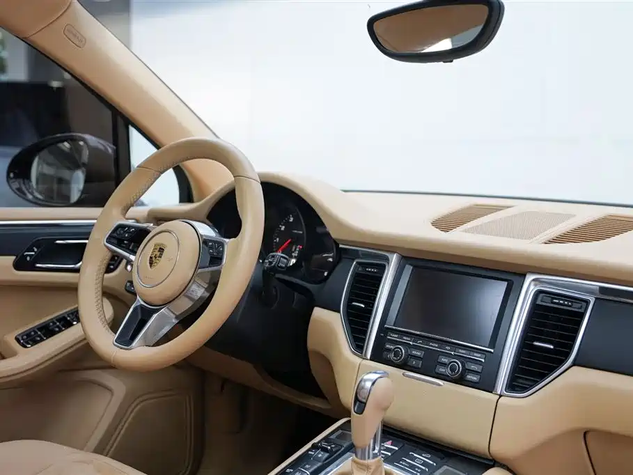 Porsche Macan 2016 — фото 8