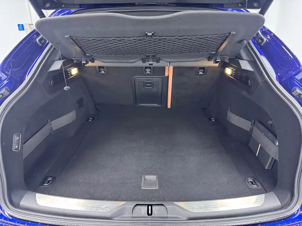 Maserati Levante 2017 — фото 25