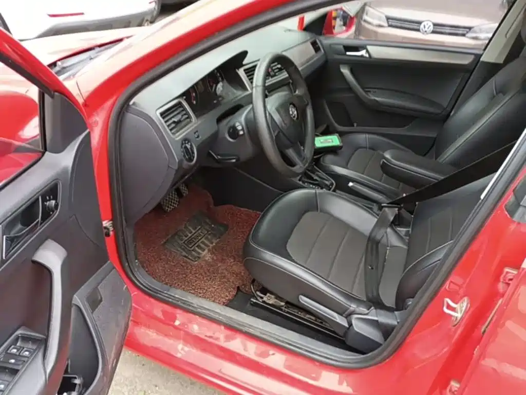 Skoda Rapid Spaceback 2016 — фото 16