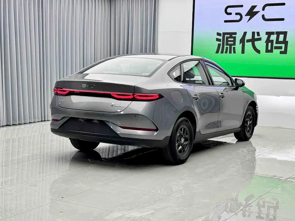 BYD Qin PLUS 2026 — фото 18