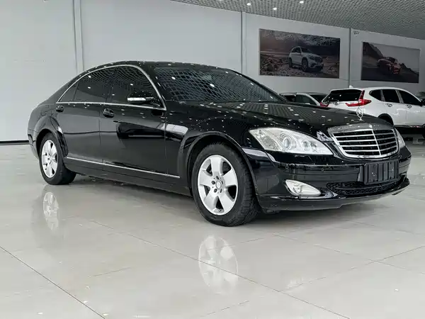 Mercedes-Benz S-Class 2008