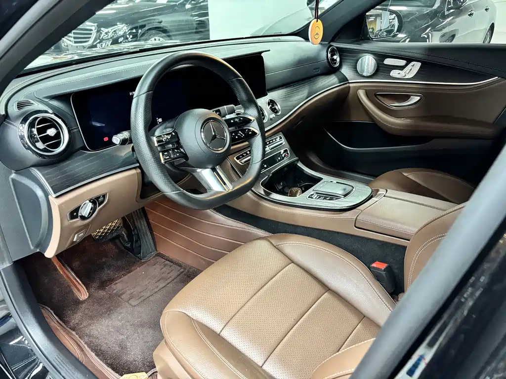 Mercedes-Benz E-Class 2021
