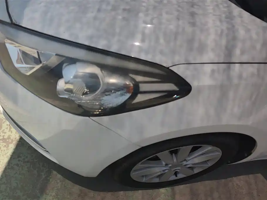 Kia K3 2016