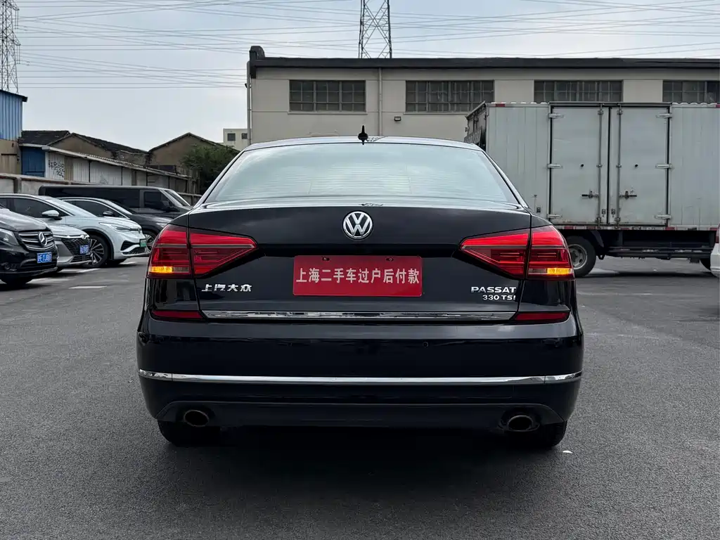 Volkswagen Passat 2019 — фото 11